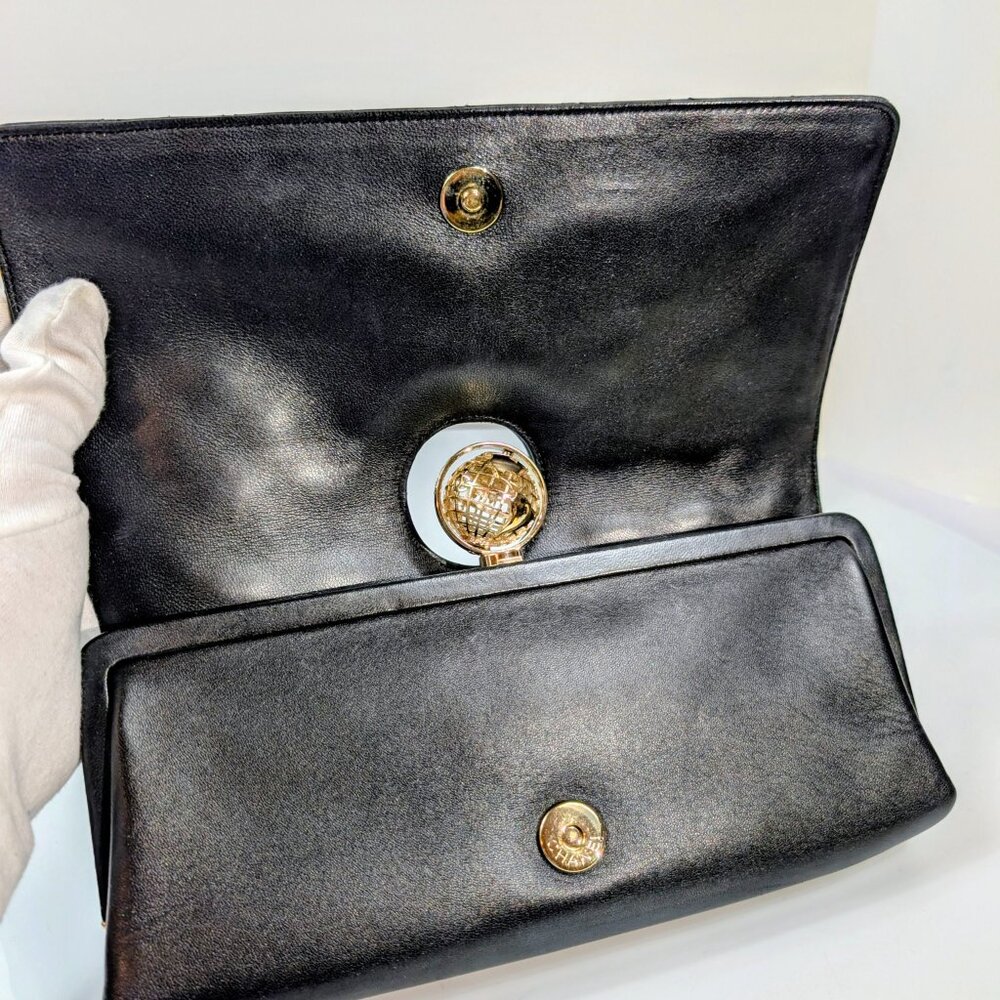 Chanel Vintage Rare "Around The World" Chain Clutch Crossbody Bag - Picture 9 of 16